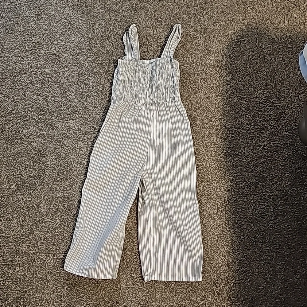 Carters - Picture 1 of 4